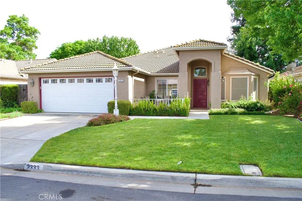 2333 E Omaha, Fresno