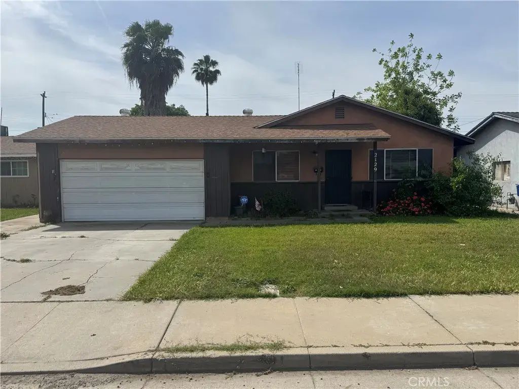 2129 Balboa, Merced