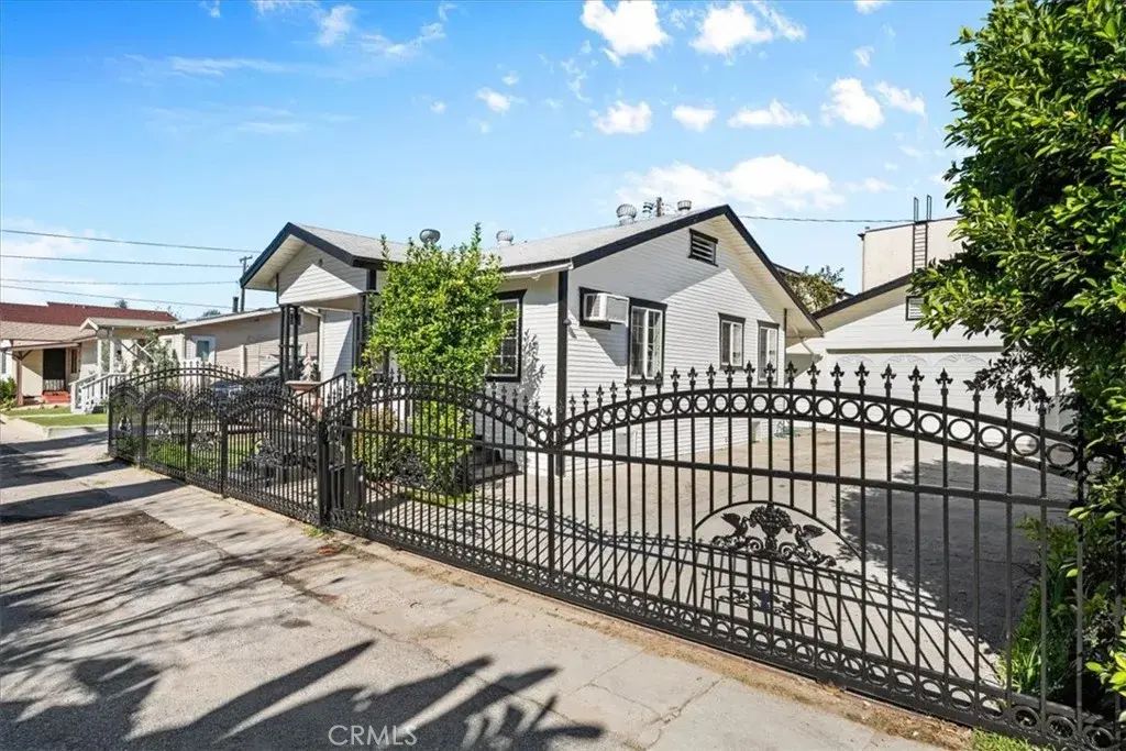1218 Edith Avenue E, Alhambra