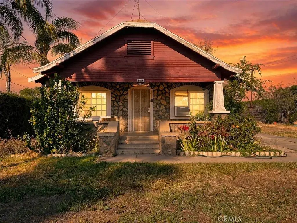3463 Washington Street, Riverside