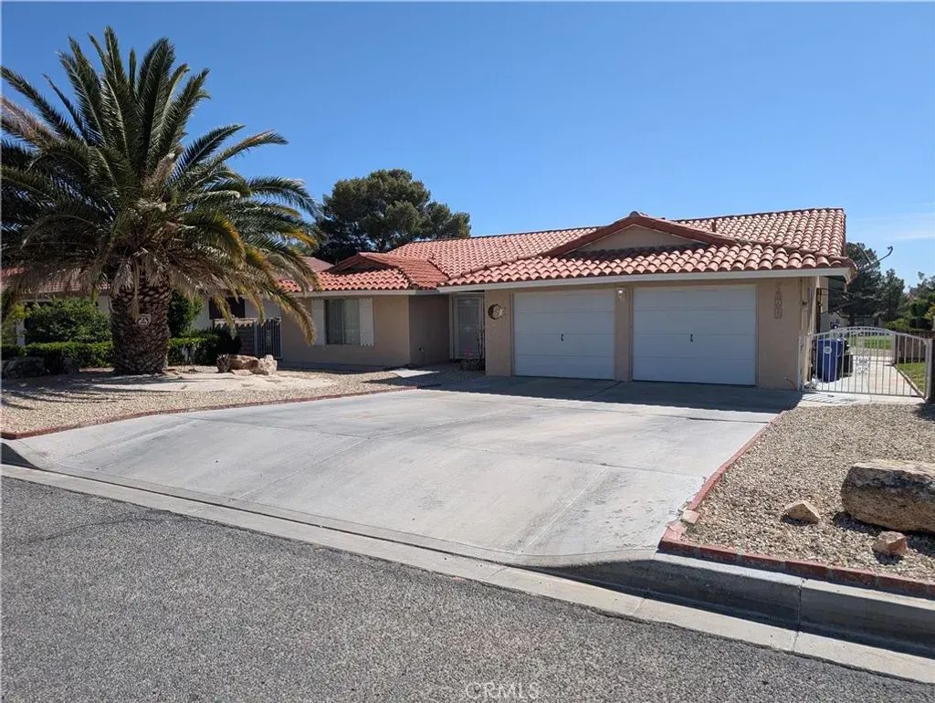 27975 Fairacres, Helendale