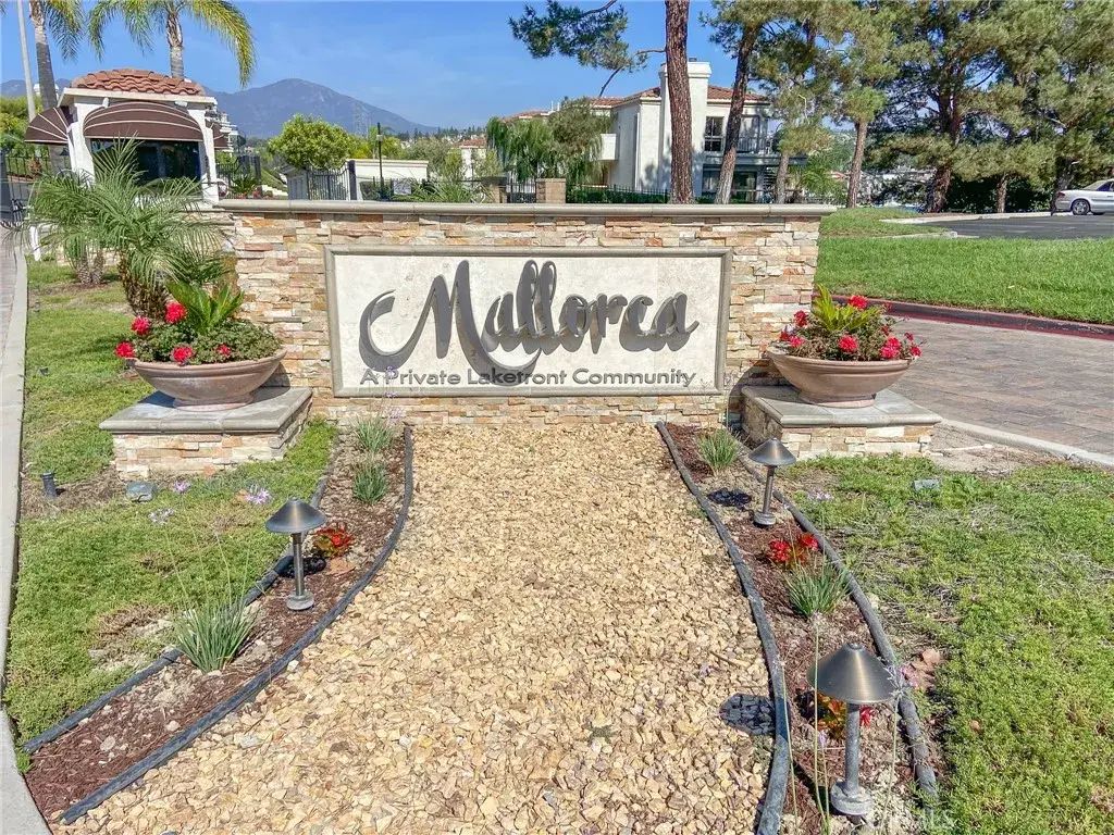 22608 La Puebla 3, Mission Viejo