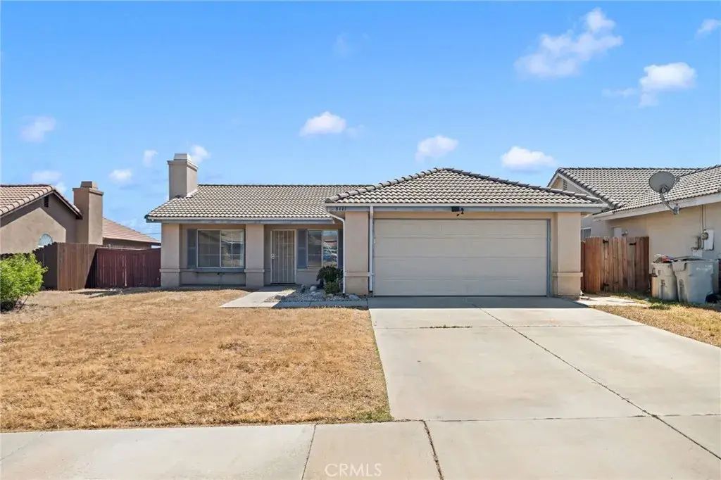 8441 Dove Creek, Hesperia