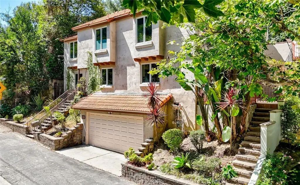 4007 Alta Mesa, Studio City