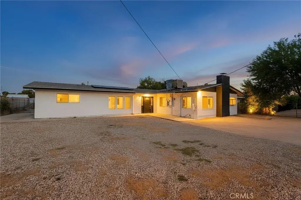 43028 45th Street West, Lancaster
