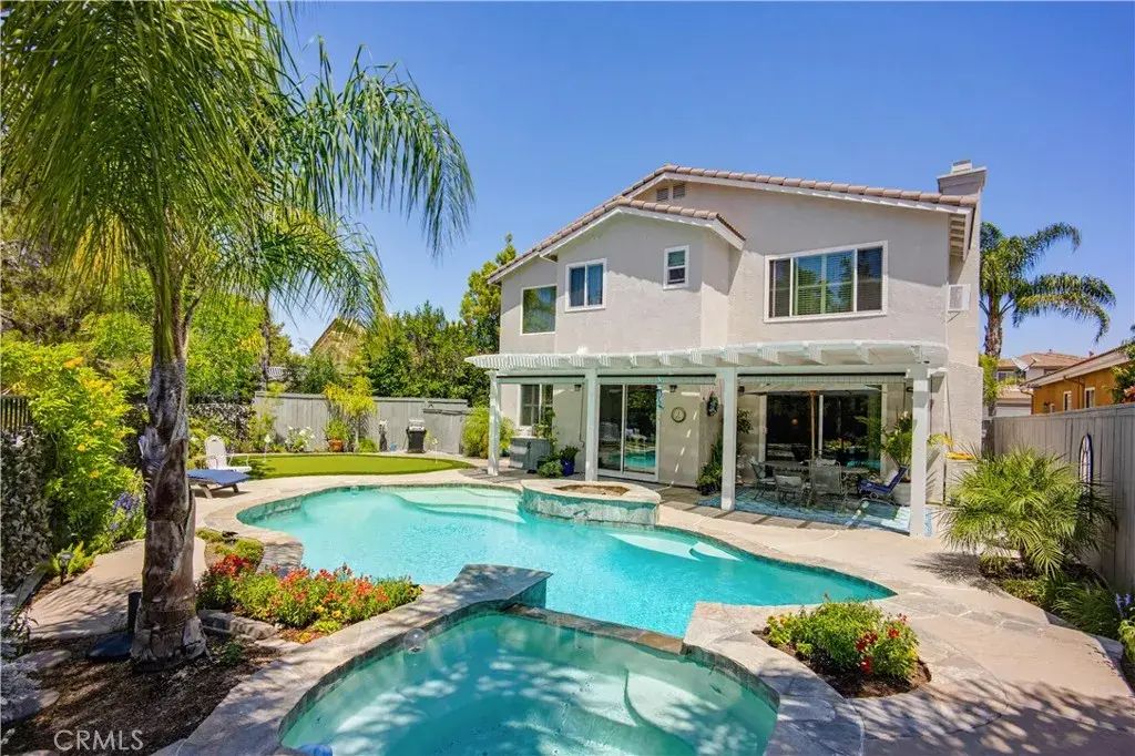 41233 Essex Court, Temecula