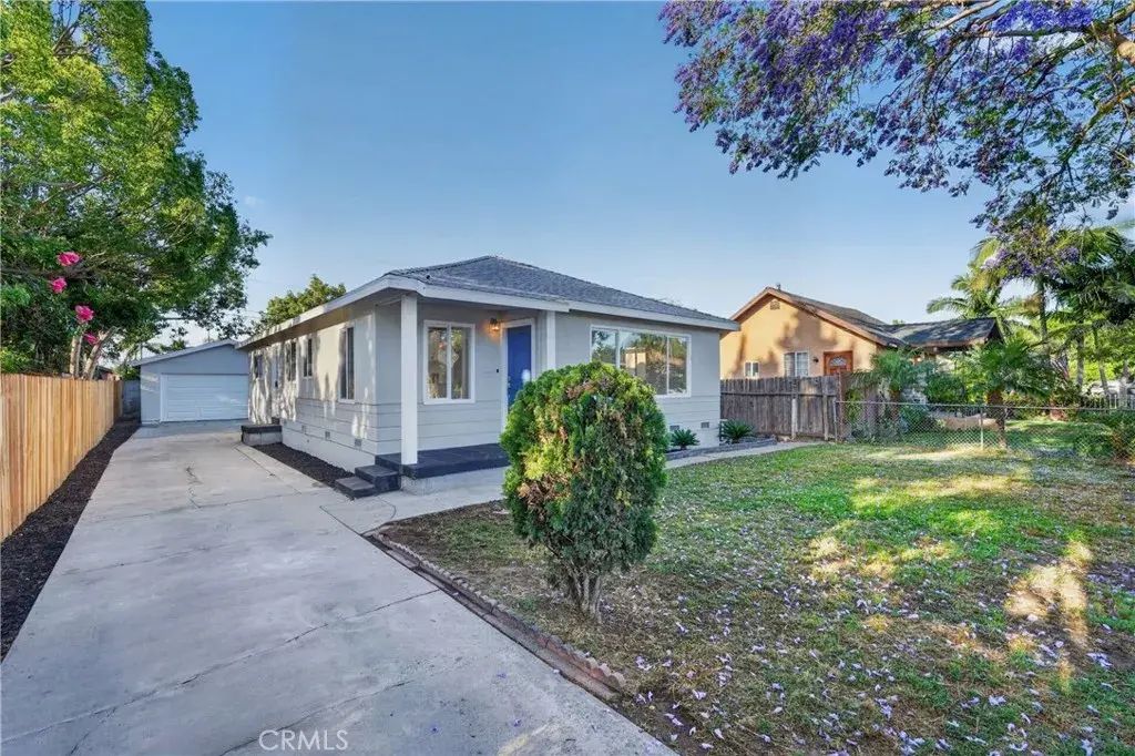 6626 San Miguel, Paramount