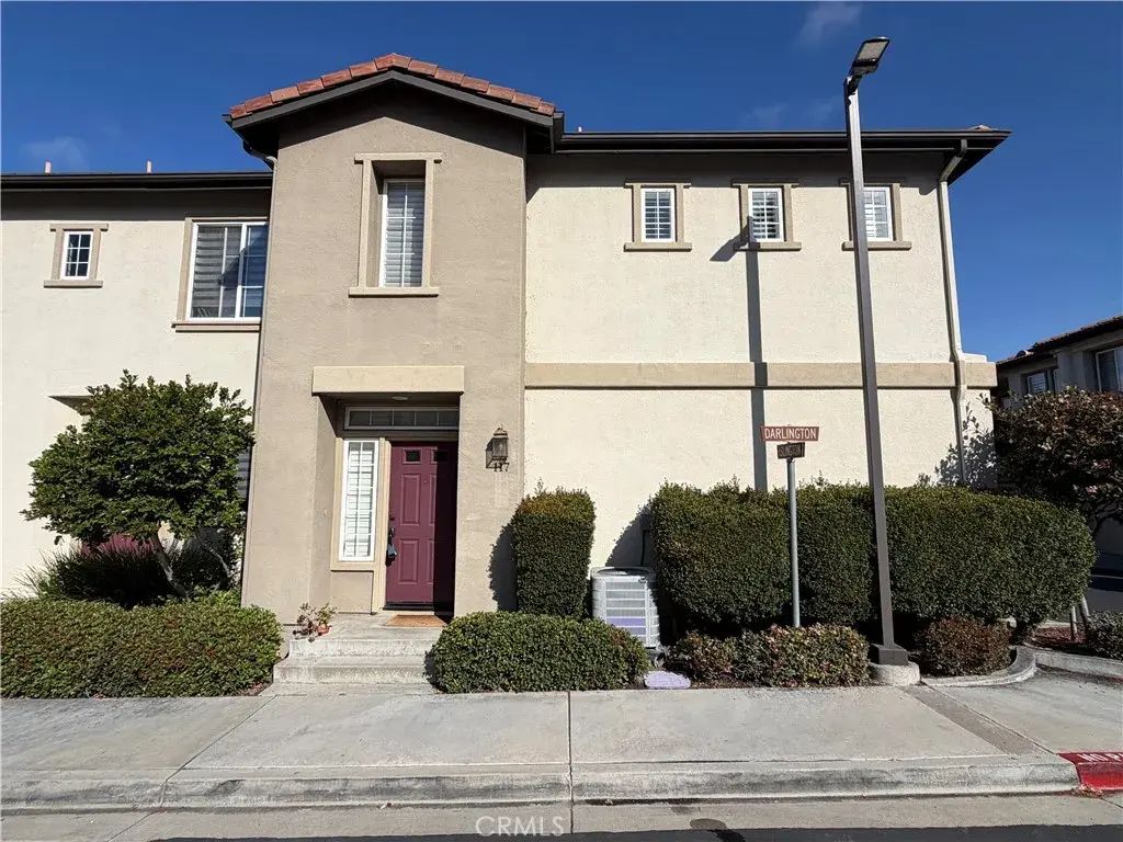 117 Islington, Irvine