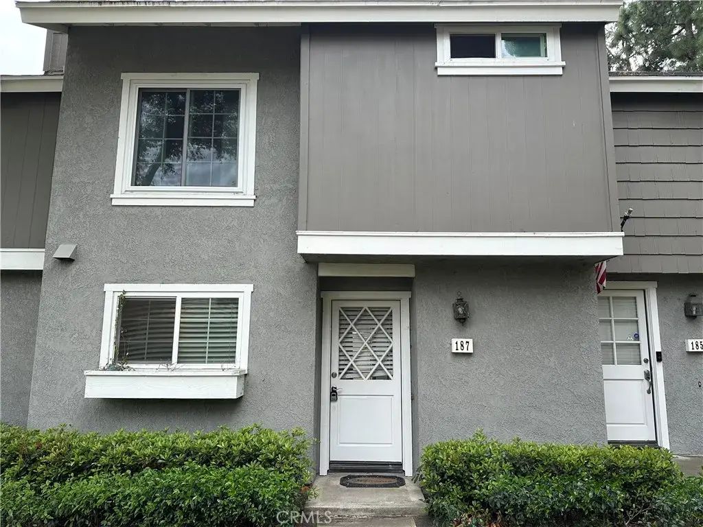 187 Rockwood, Irvine