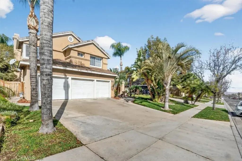 2620 Taylor, Corona