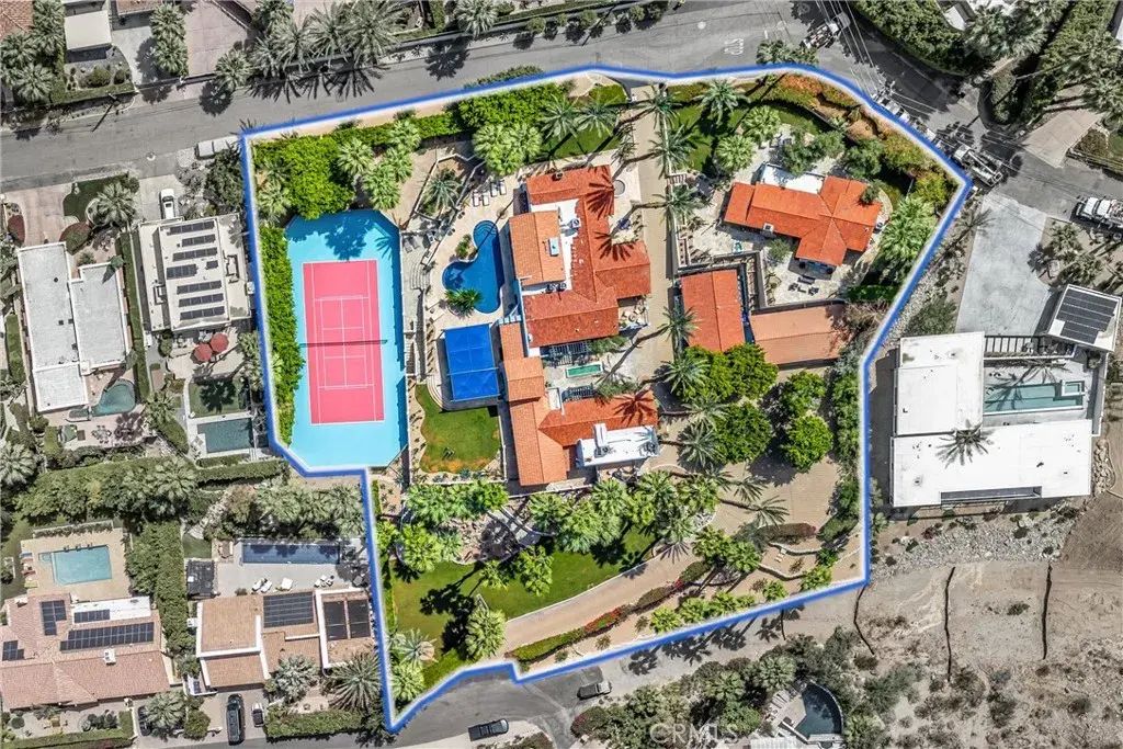 294 W Crestview Drive, Palm Springs
