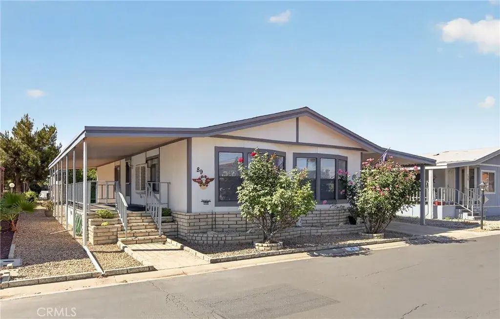1300 W Menlo 89, Hemet
