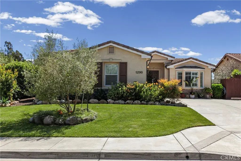 1290 Hollysprings, Santa Maria