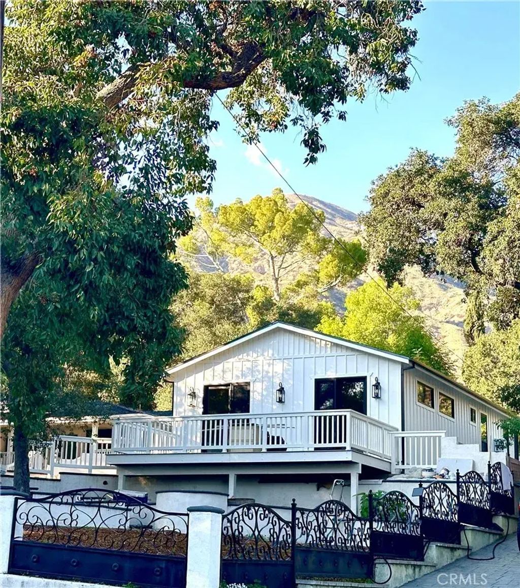 453 E Grandview Avenue, Sierra Madre