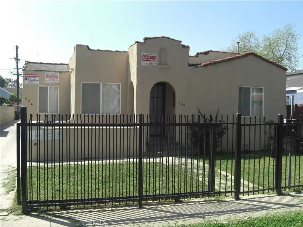 624 E 80th, Los Angeles
