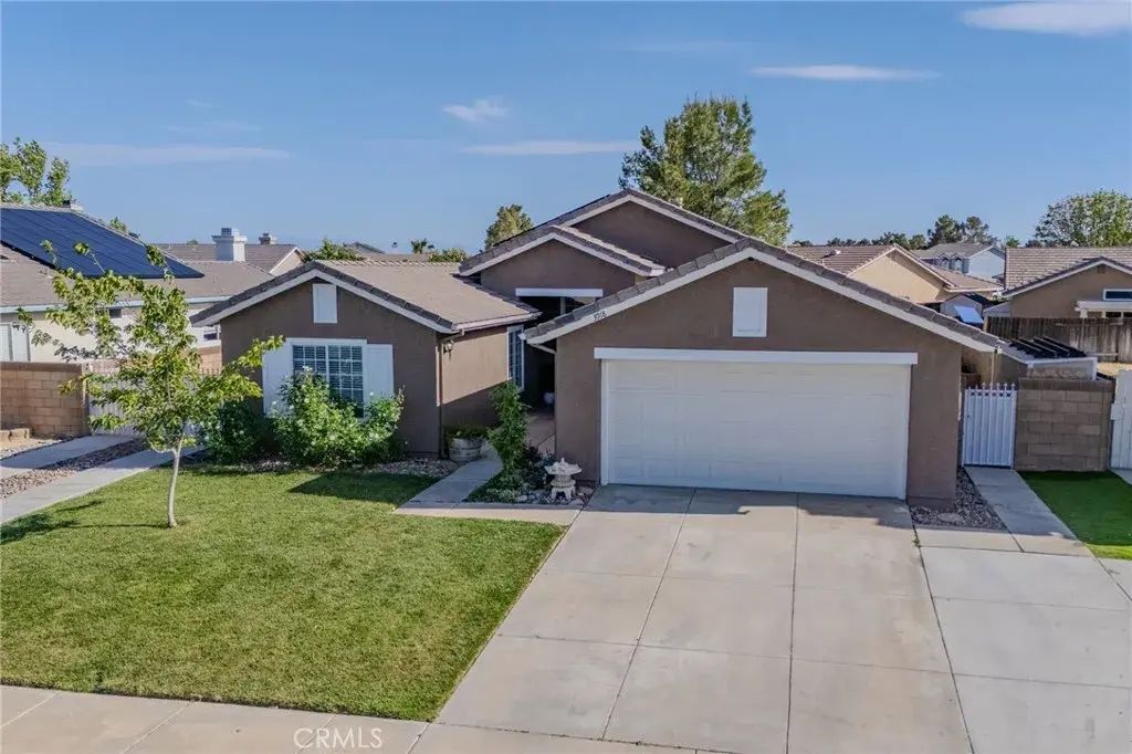 3918 Parkside Court, Rosamond