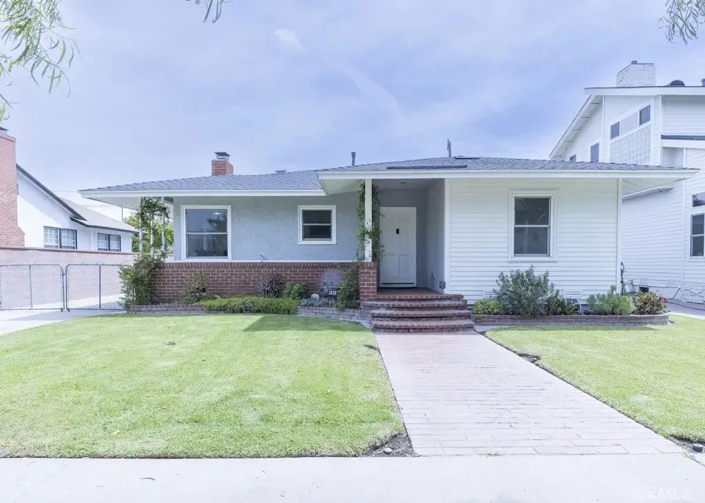 3128 Fidler, Long Beach