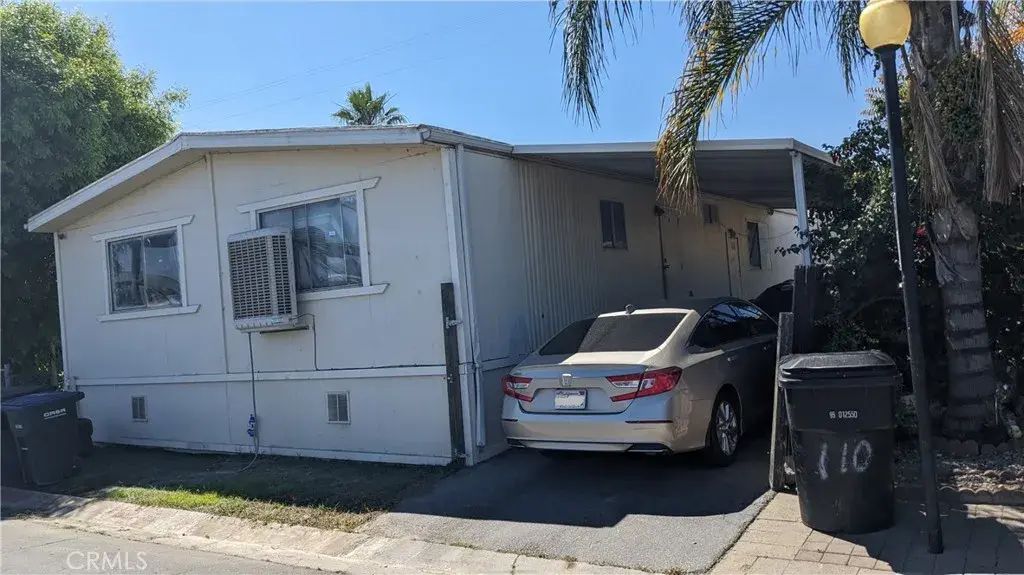 1097 N State 75, Hemet
