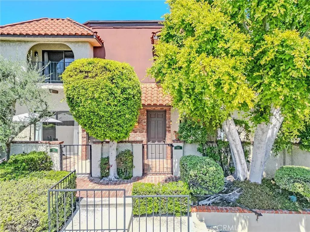 1719 Rogers Place 34g, Burbank