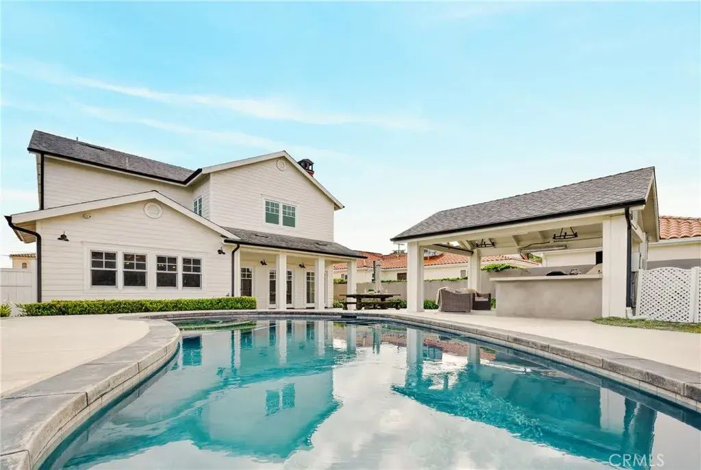 1632 W 10th, San Pedro