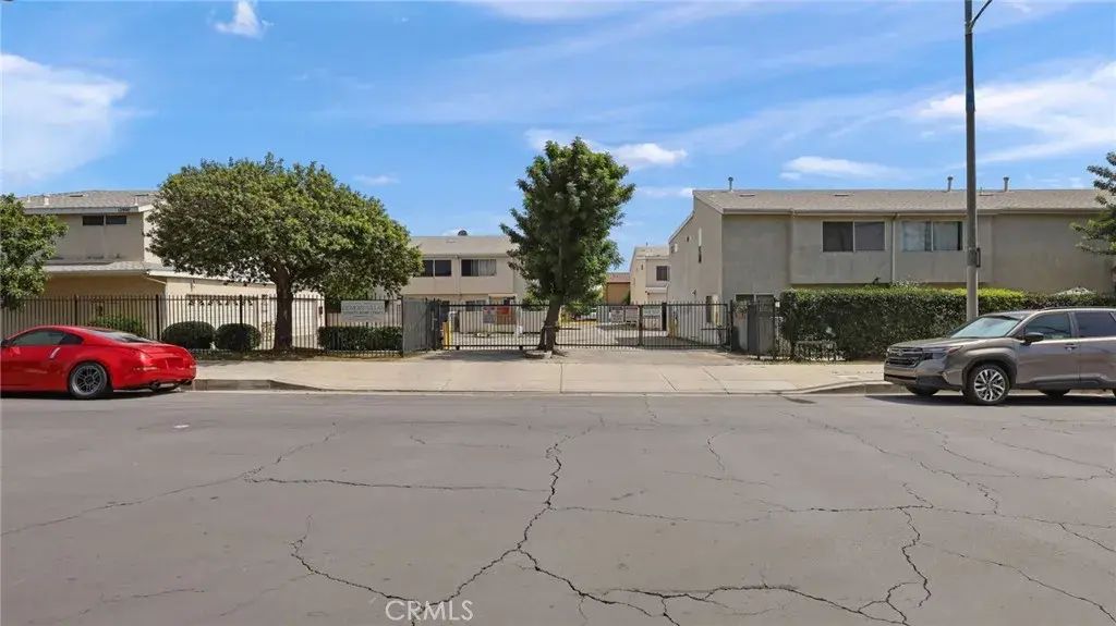 12900 Filmore Street 114, Pacoima