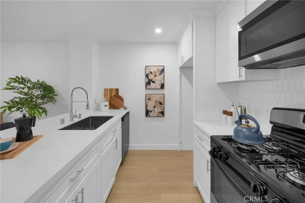 14029 Bayside Drive, Norwalk