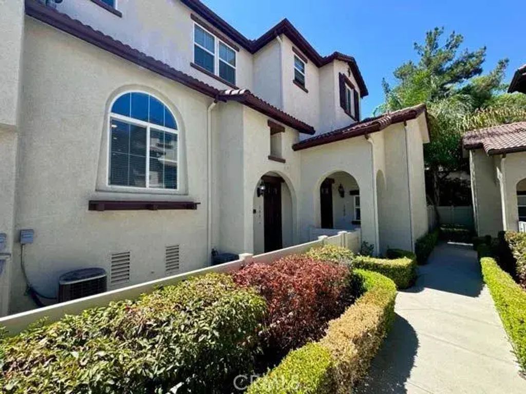 33620 Willow Haven Lane, Murrieta