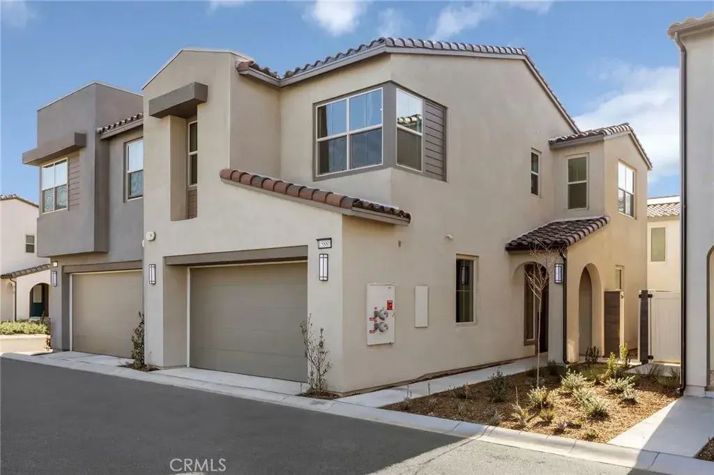 15880 Blue Copper Way, Fontana