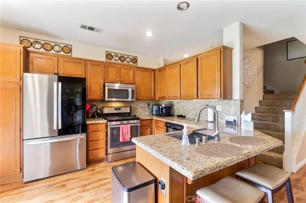 7436 Lawrence, Fontana