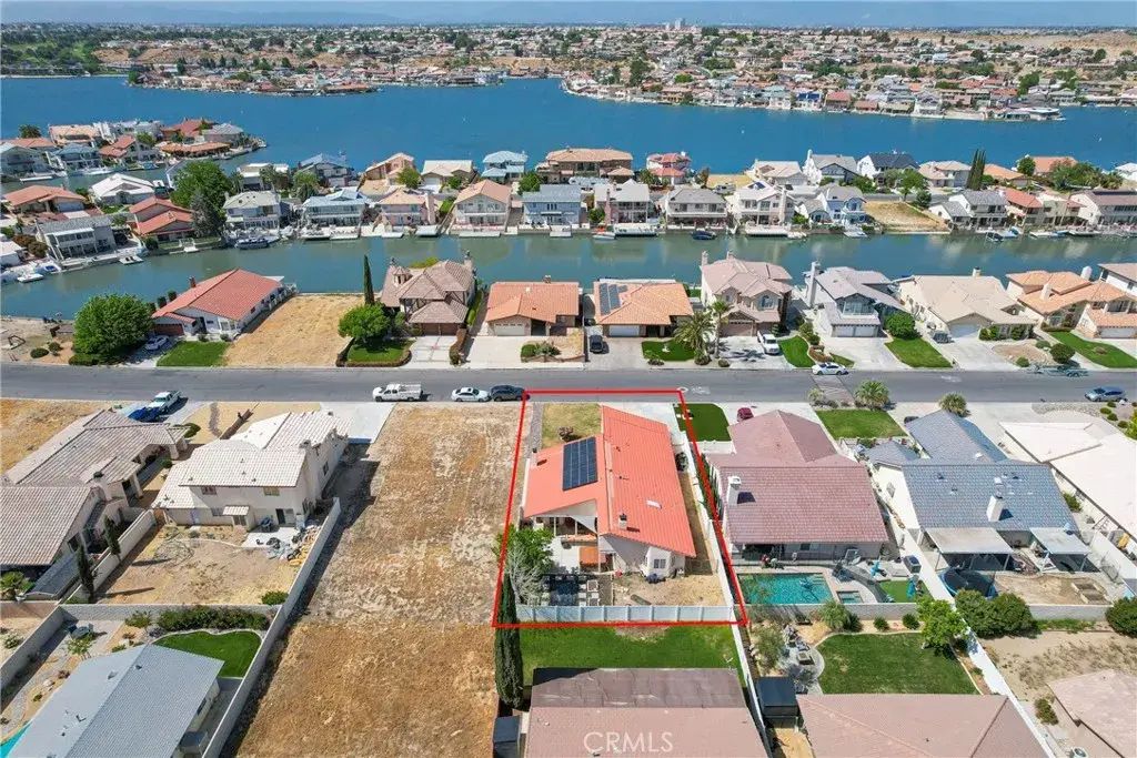18270 Lakeview Drive, Victorville