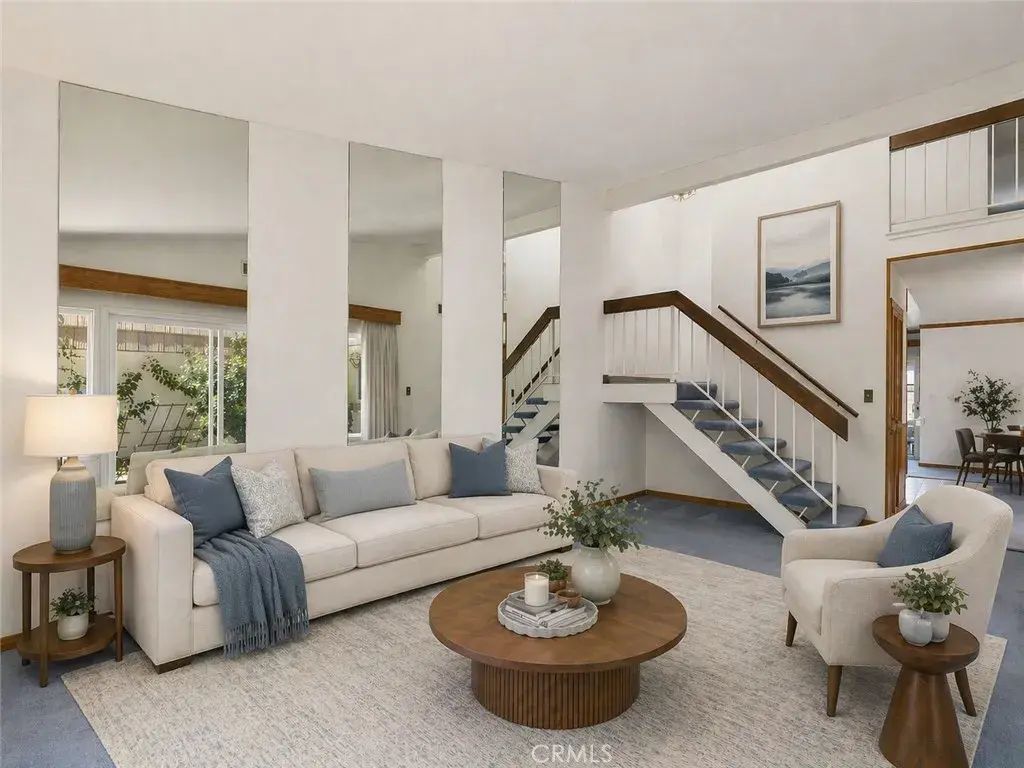 22300 James Alan Circle 3, Chatsworth