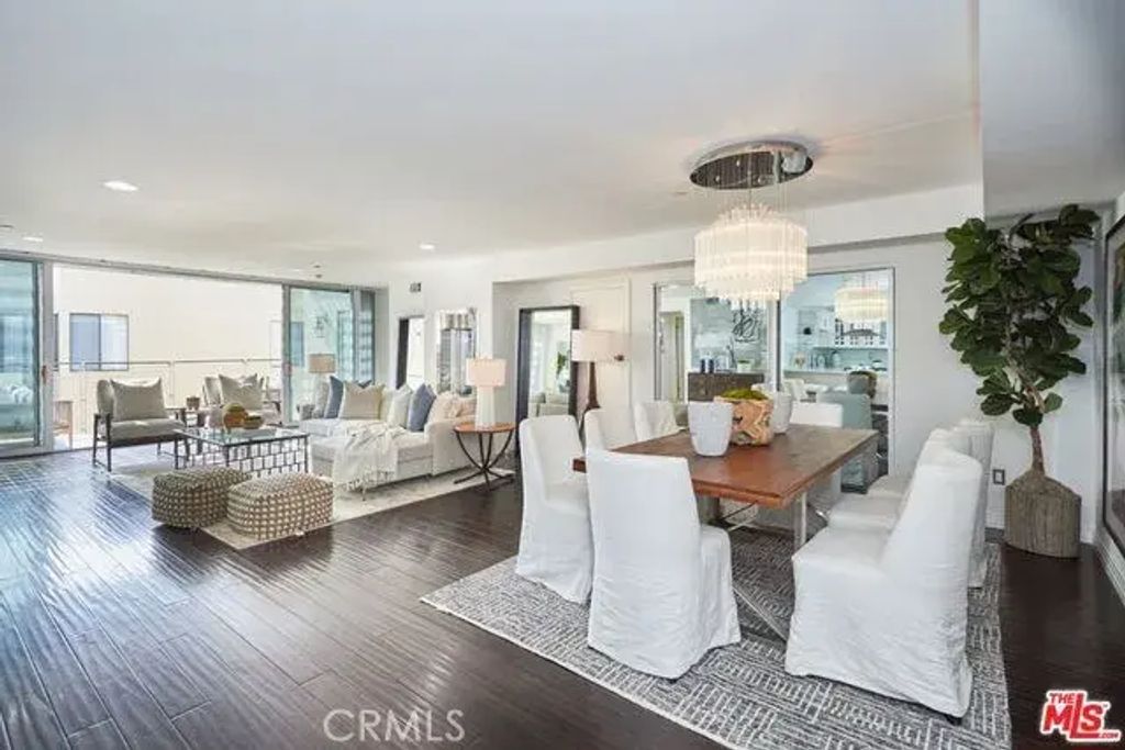 1544 7th 17, Santa Monica