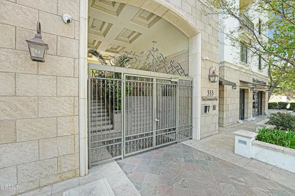 333 N Hill Avenue 210, Pasadena