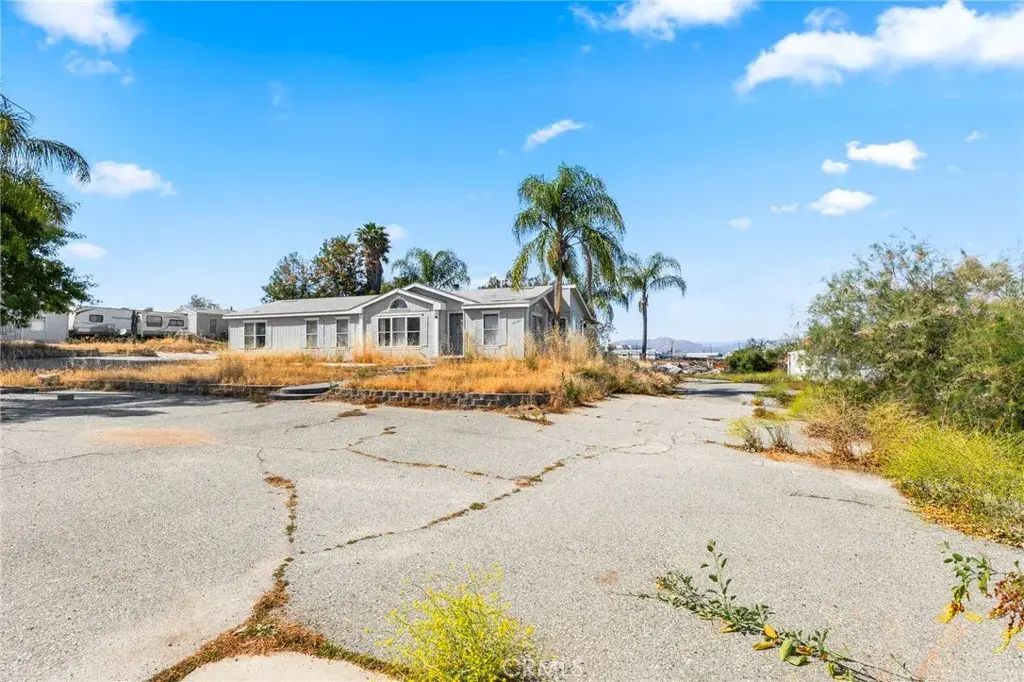 22540 Markham Street, Perris