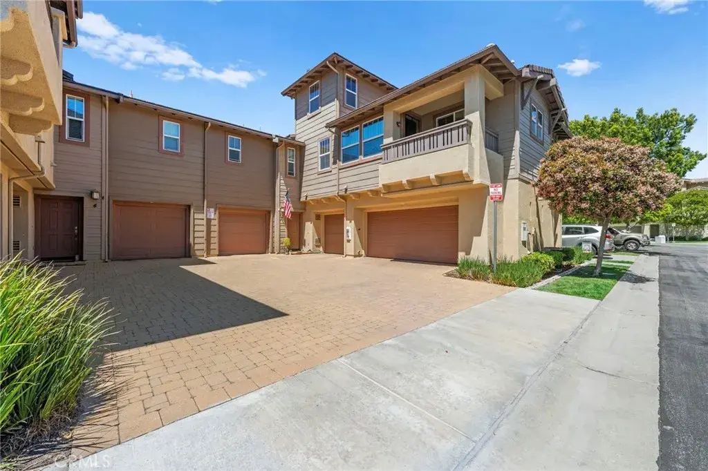 41527 Blue Canyon Avenue 3, Murrieta