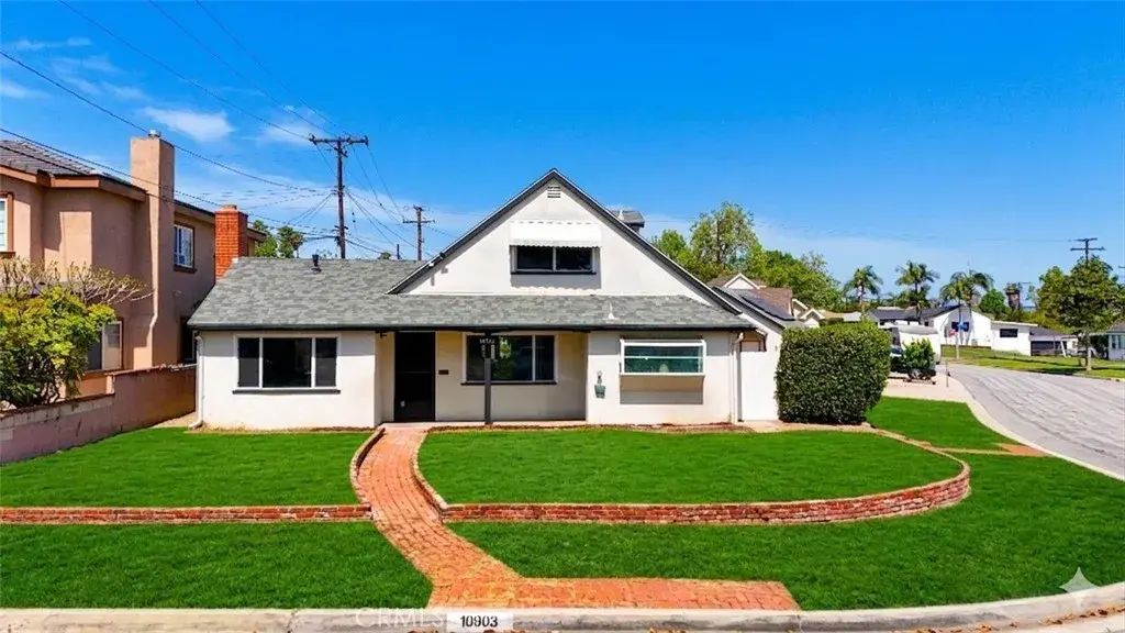 10903 Theis Avenue, Whittier
