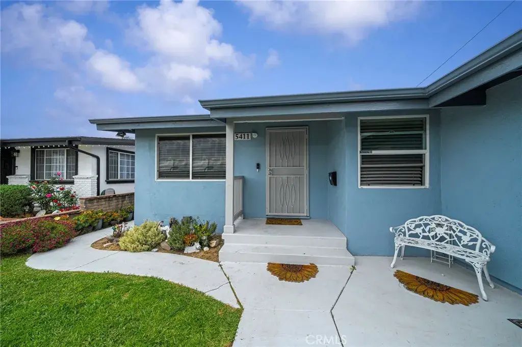 15411 Bonsallo Avenue, Gardena