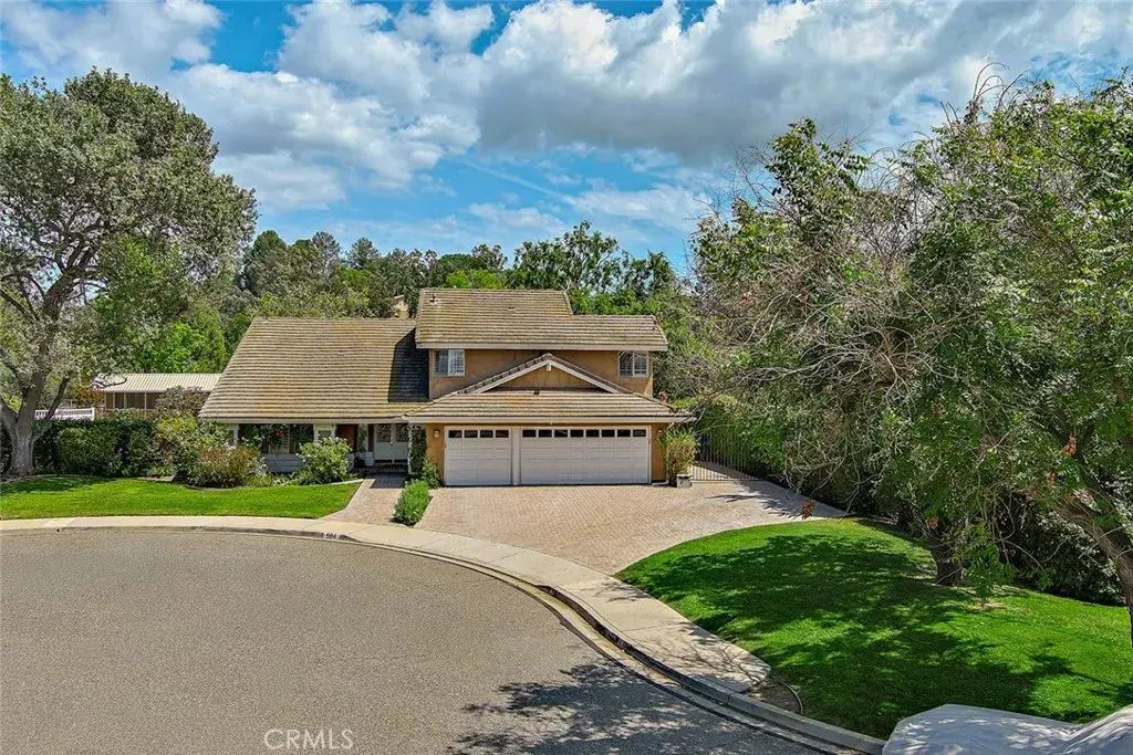 984 Oakmont Court, Simi Valley