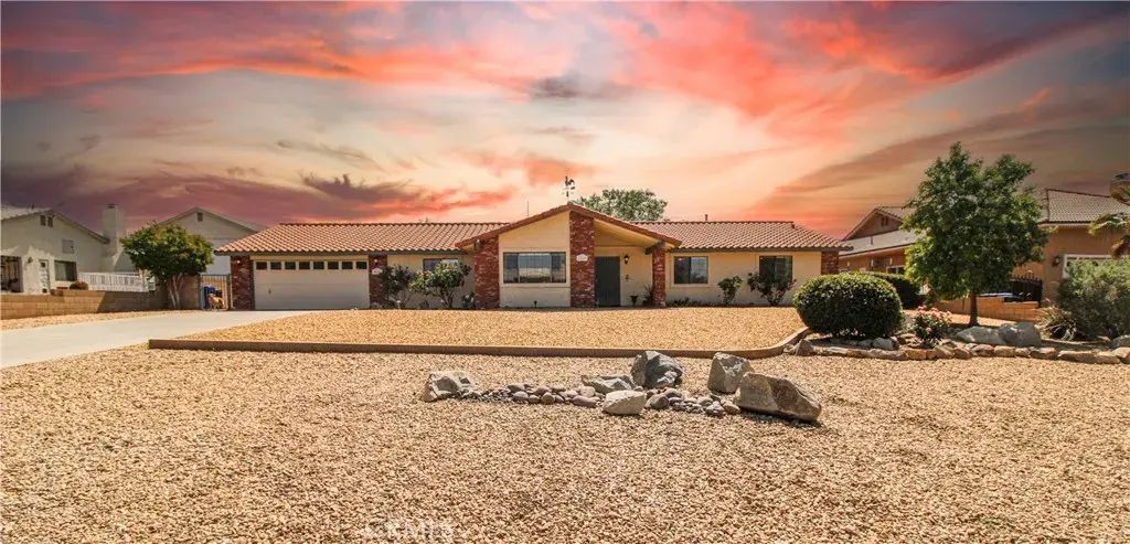 16319 Kasota, Apple Valley