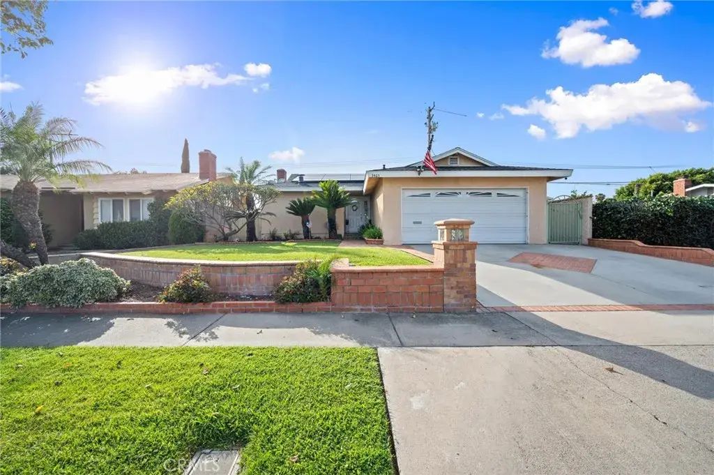 3465 Halbrite Avenue, Long Beach