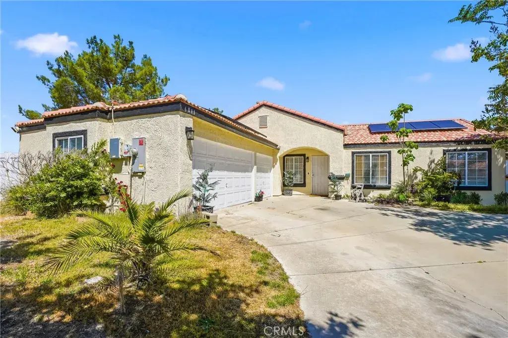 6011 Sandpiper, Palmdale