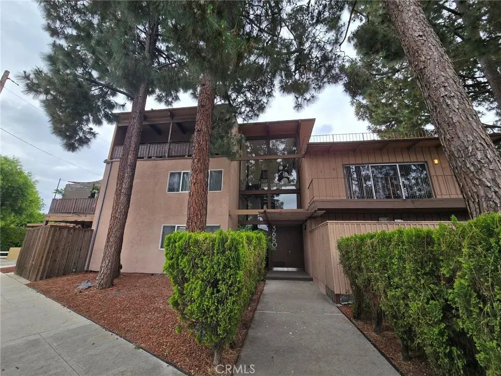 3650 W Clark, Burbank