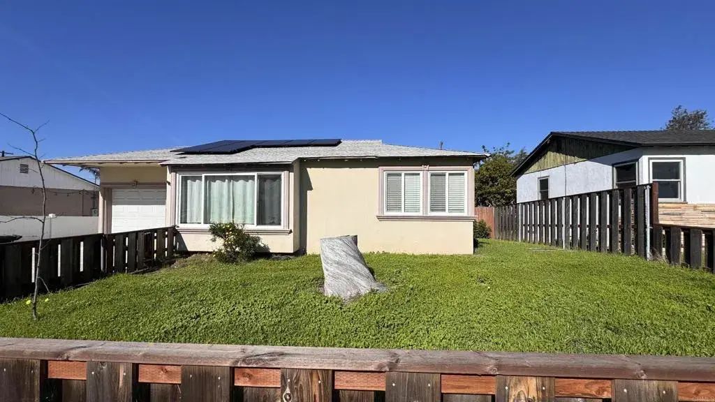 37 E J Street, Chula Vista