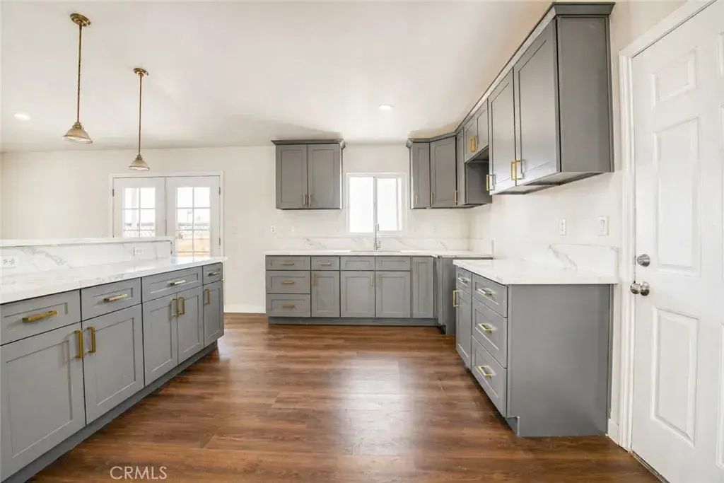 20465 Piedmont Dr, Apple Valley