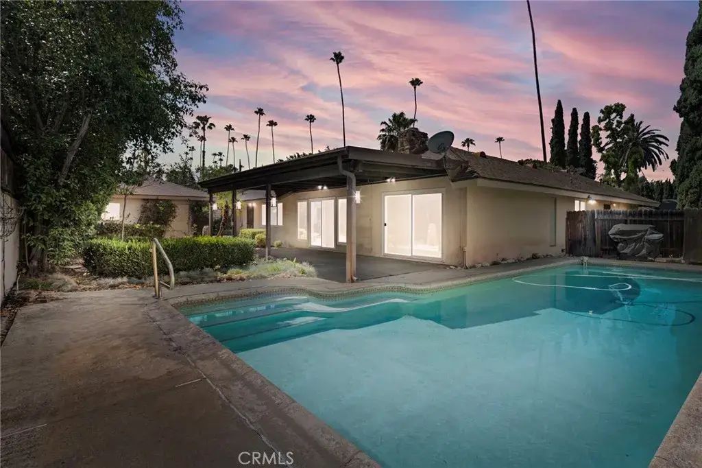 1027 Le Conte, Riverside