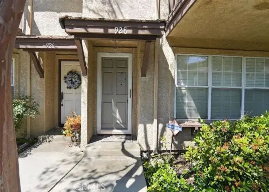 928 S Glendora, Glendora