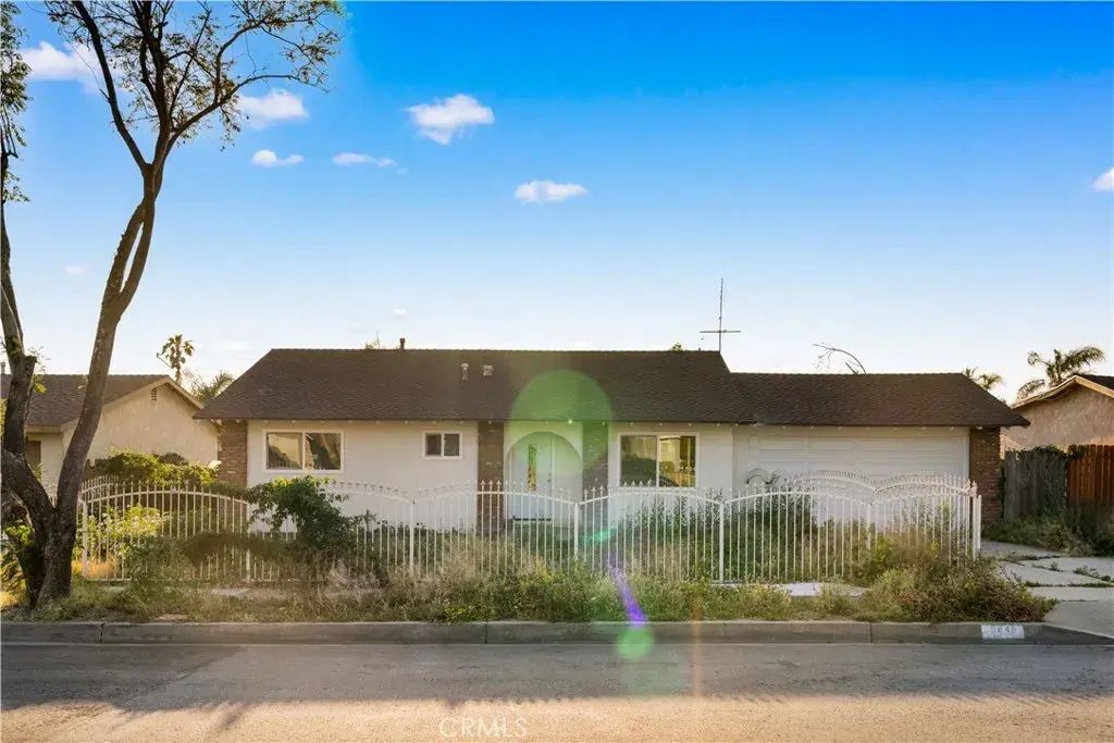 8646 Tamarind Avenue, Fontana
