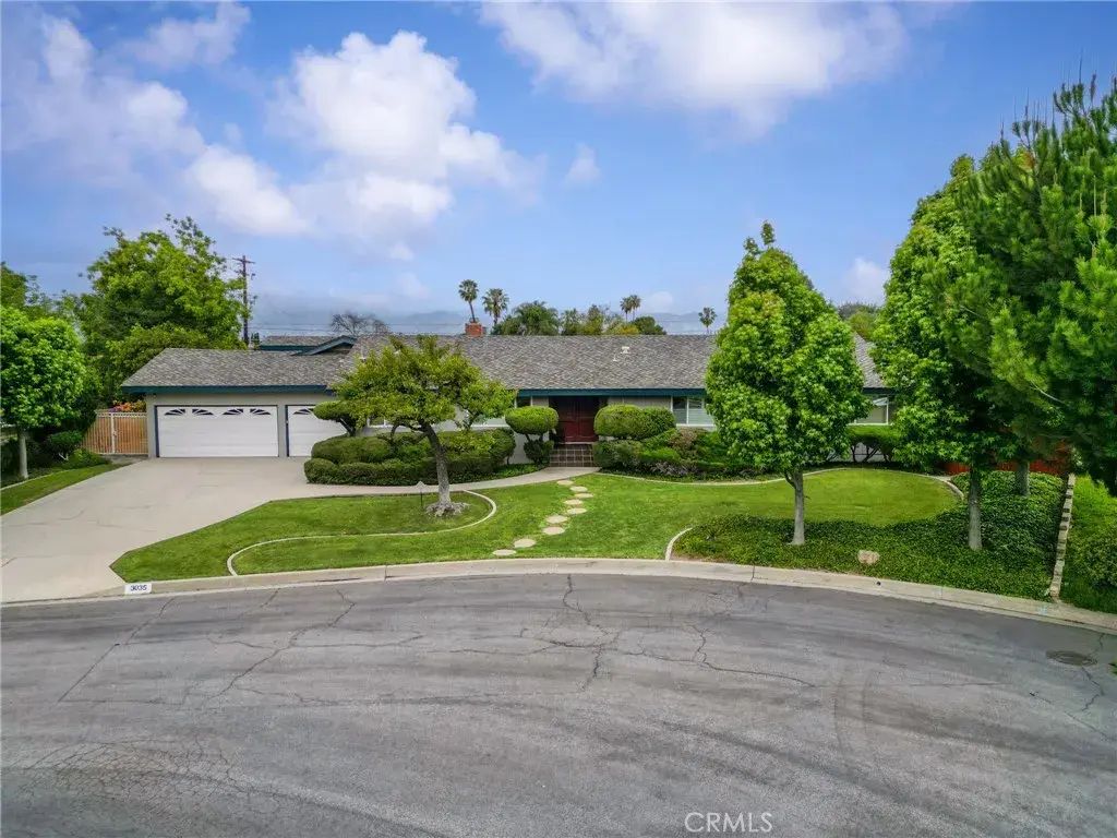 3035 E Charlinda Street, West Covina
