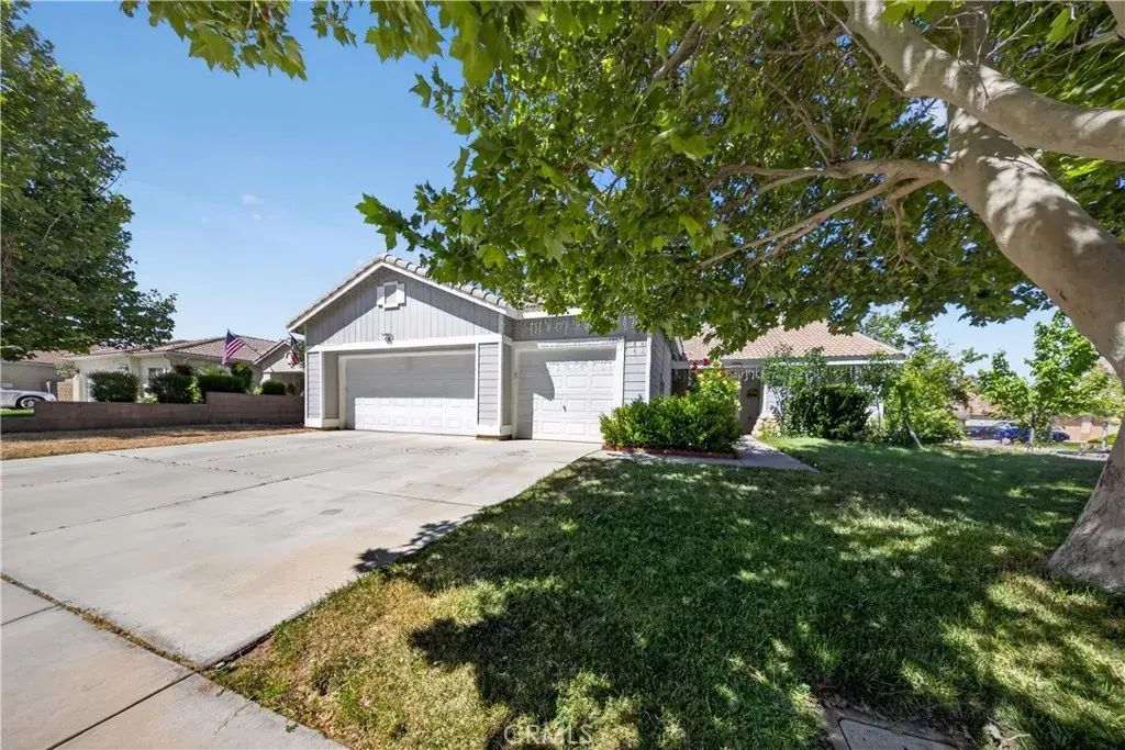 40533 La Quinta Court, Palmdale
