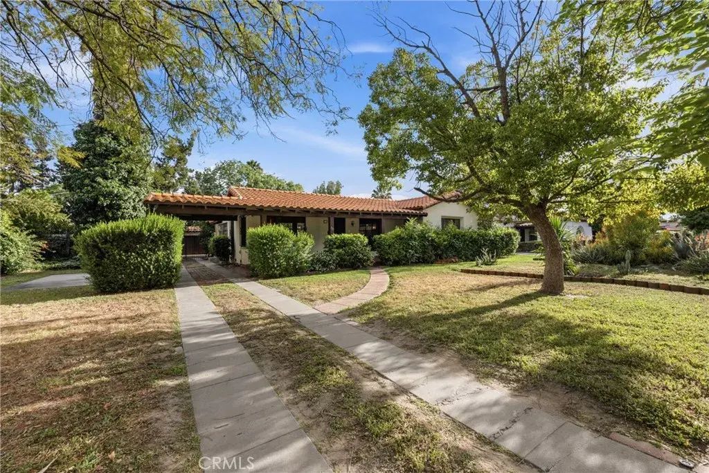 733 W 24th Street, San Bernardino